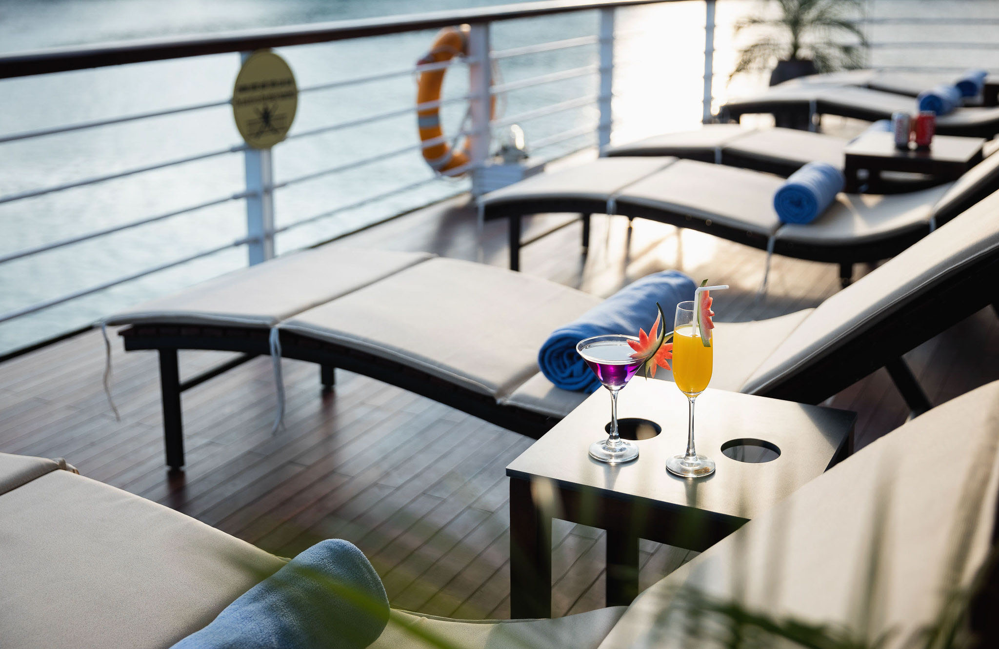 orchid-classic-sundeck