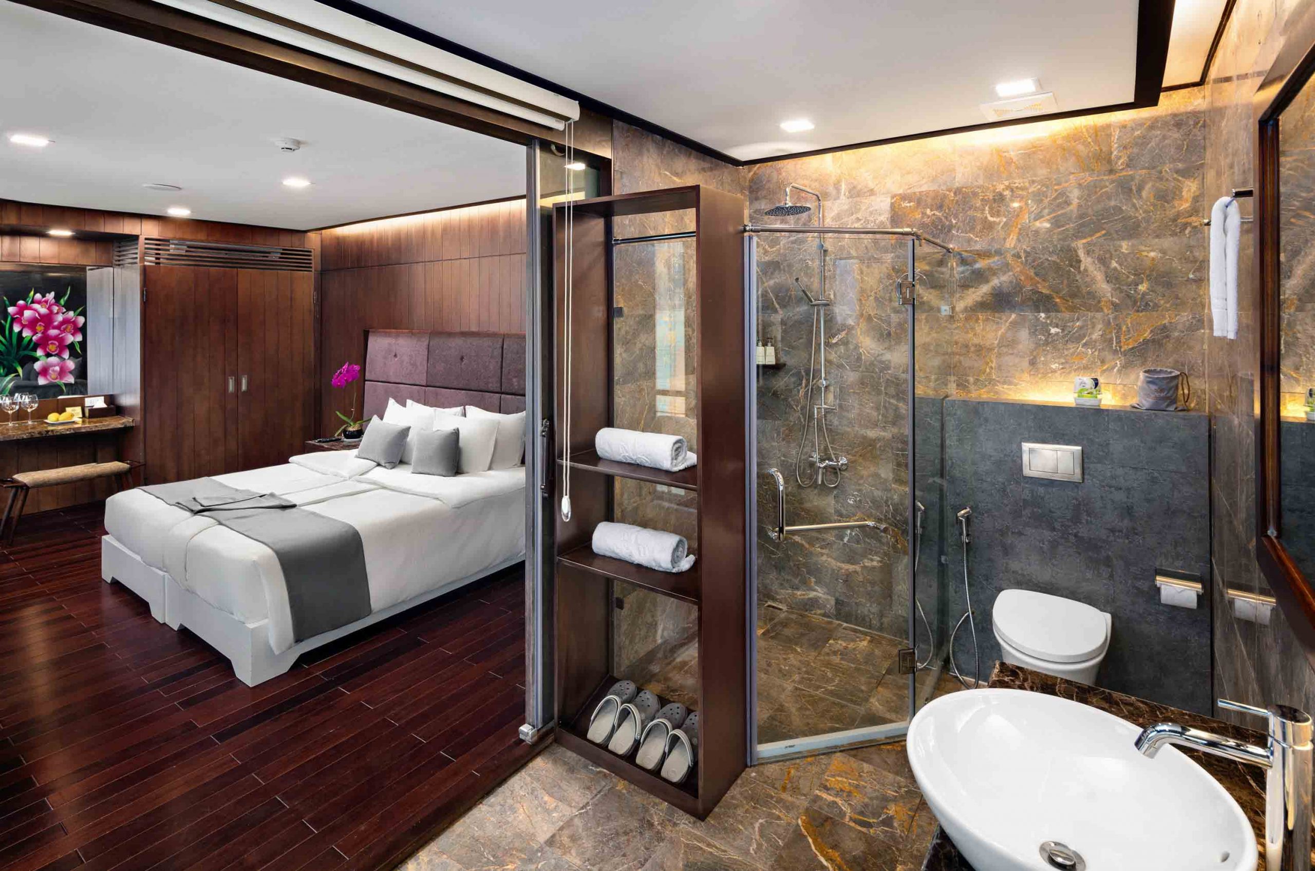 phong-family-premium-suite-orchid-classic-2