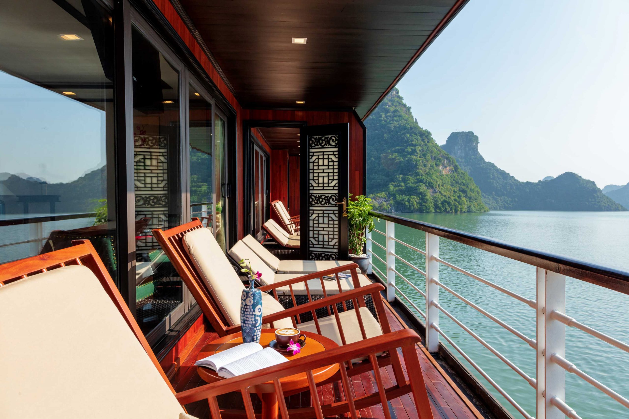 phong-family-terrace-suite-orchid-premium-4