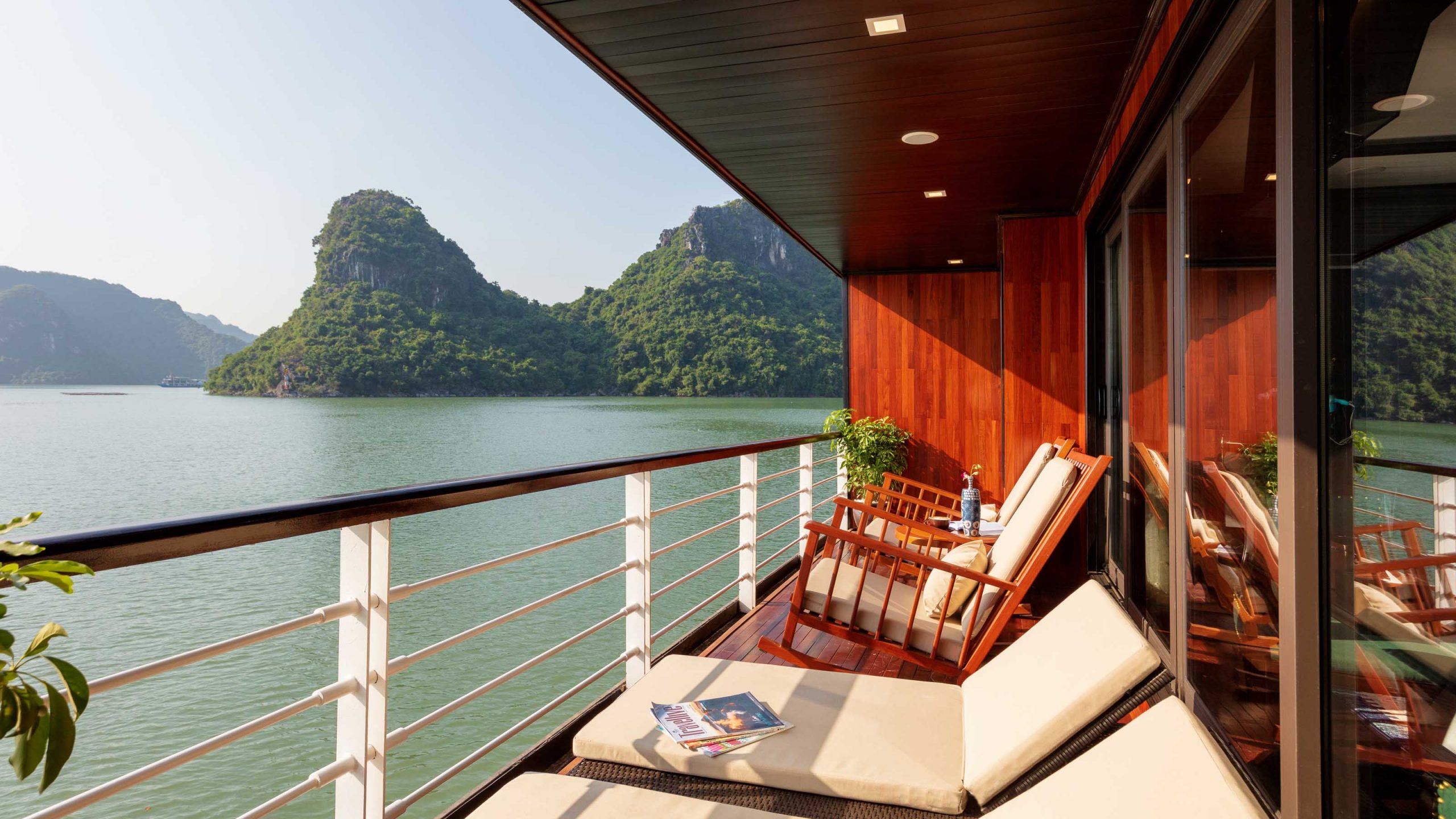 phong-terrace-suite-orchid-premium-4